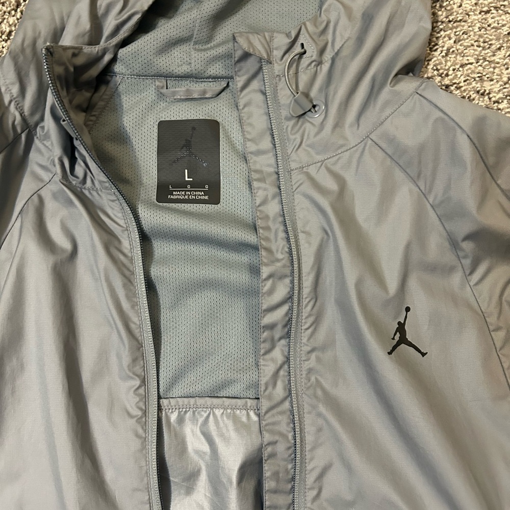 Men’s Jordan raincoat barely worn